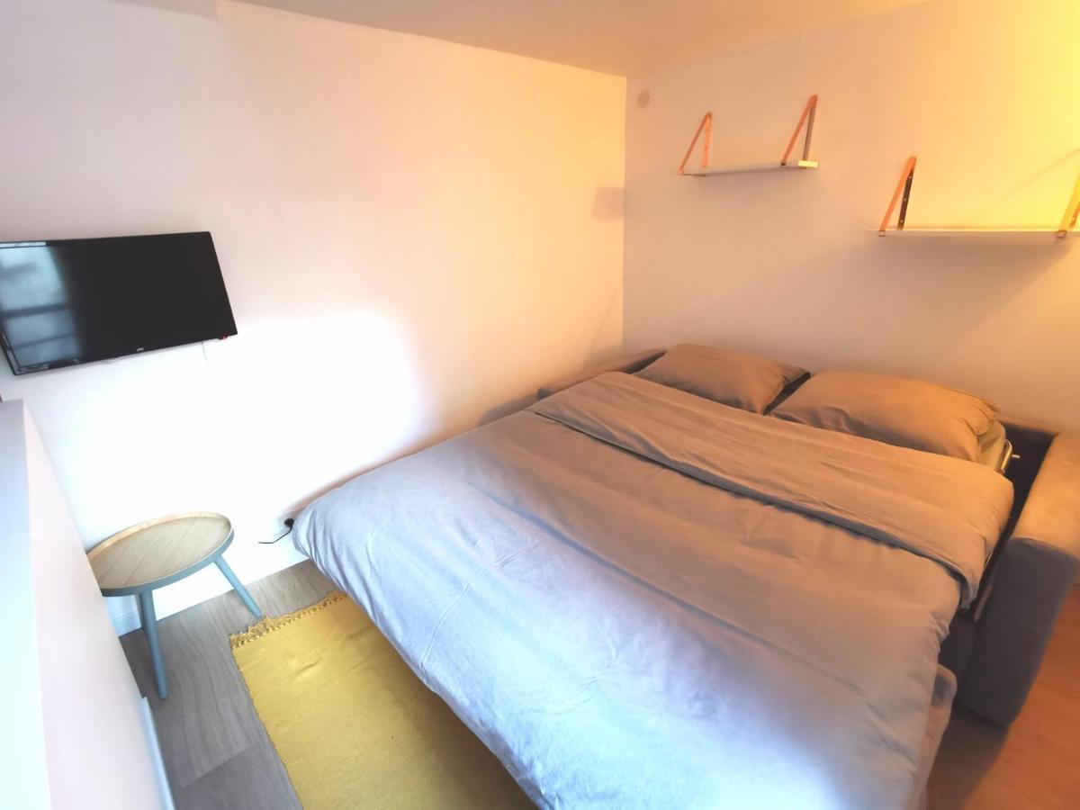 Studio en duplex dans un hôtel particulier Caen Exterior foto